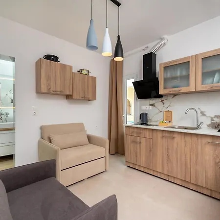 Luxury Alexandros Lägenhet *
